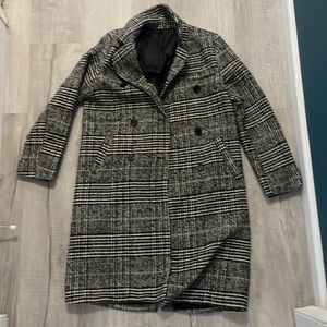 Womens coat- brand new